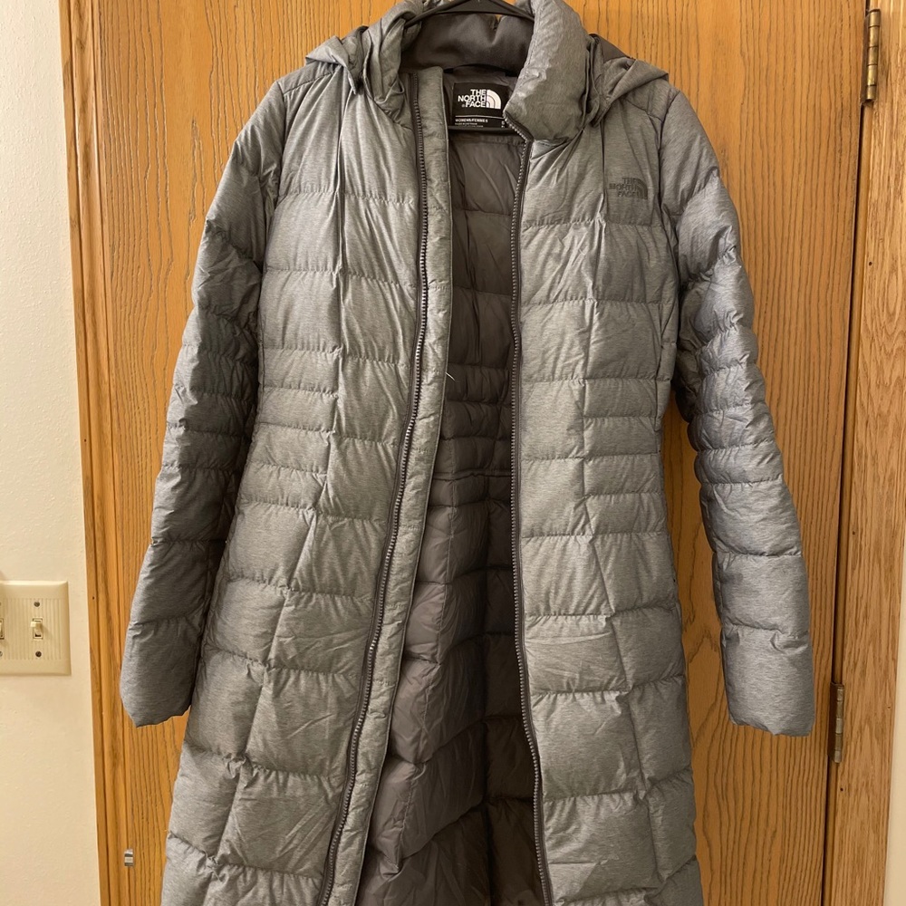 North face parka size small